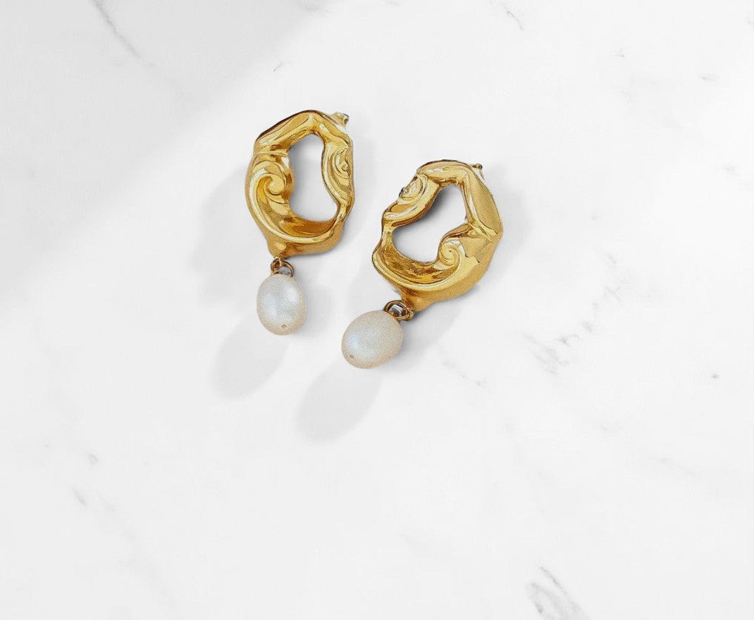 European Summer Earrings - Pearl Drop Quiet Luxury Earrings